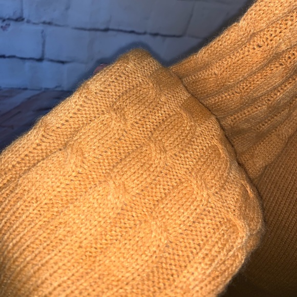 ♥️ SOLD NWOT Drop shoulder knit sweater dress - Picture 8 of 8